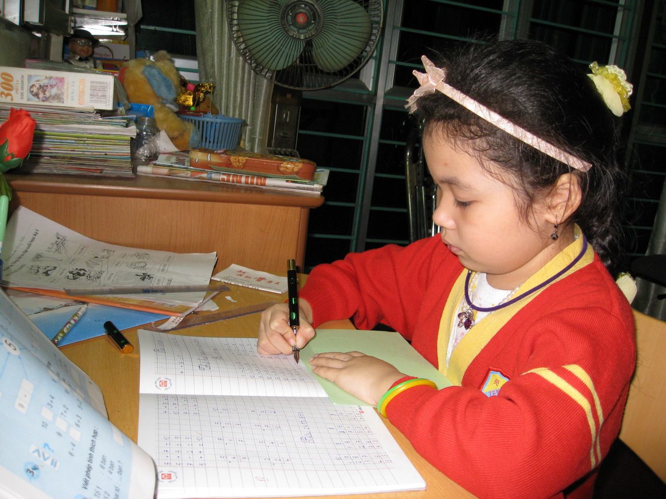 6 bước rèn luyện thói quen tự giác học bài cho trẻ em tiểu học