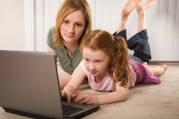 Những thói xấu của cha mẹ dễ khiến con trở nên hư hỏng, khó dạy