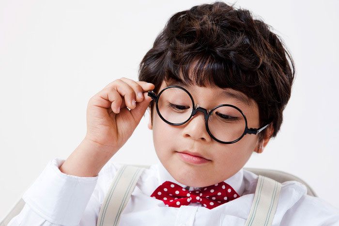 Những cách chăm sóc mắt ở tuổi học đường nhất định phải dạy con