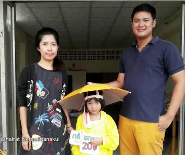 Cách dạy dỗ bá đạo của ông bố Thái khi con gái 