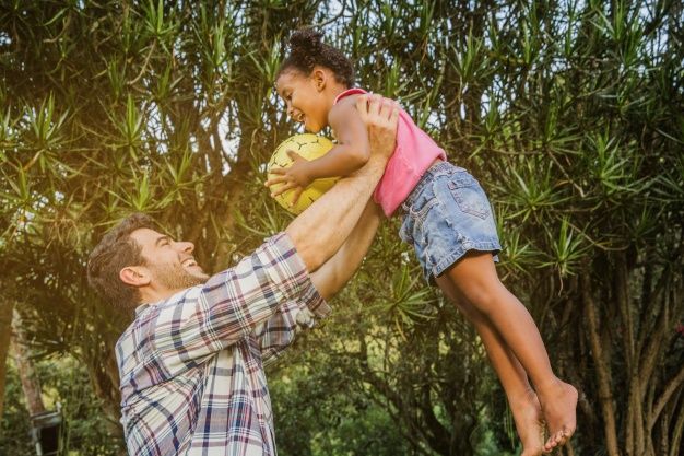 Làm thế nào để trở thành bạn của con?