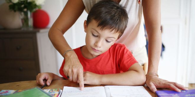 Toán lớp 1 sẽ dễ như ăn kẹo nếu bố mẹ biết những cách dạy con hay ho này